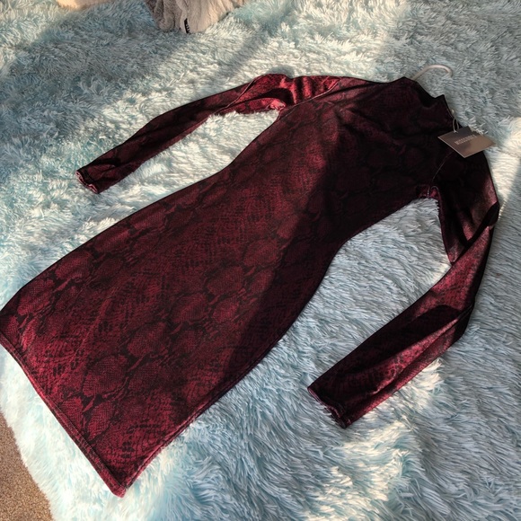 Missguided High Neck Snake Velvet Mini Dress - Picture 2 of 8